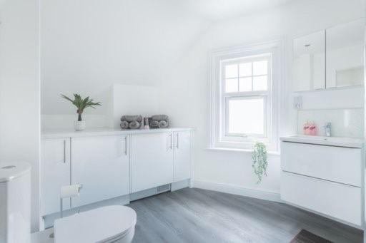 Coast View Luxury Apartment Lyme Regis Bagian luar foto
